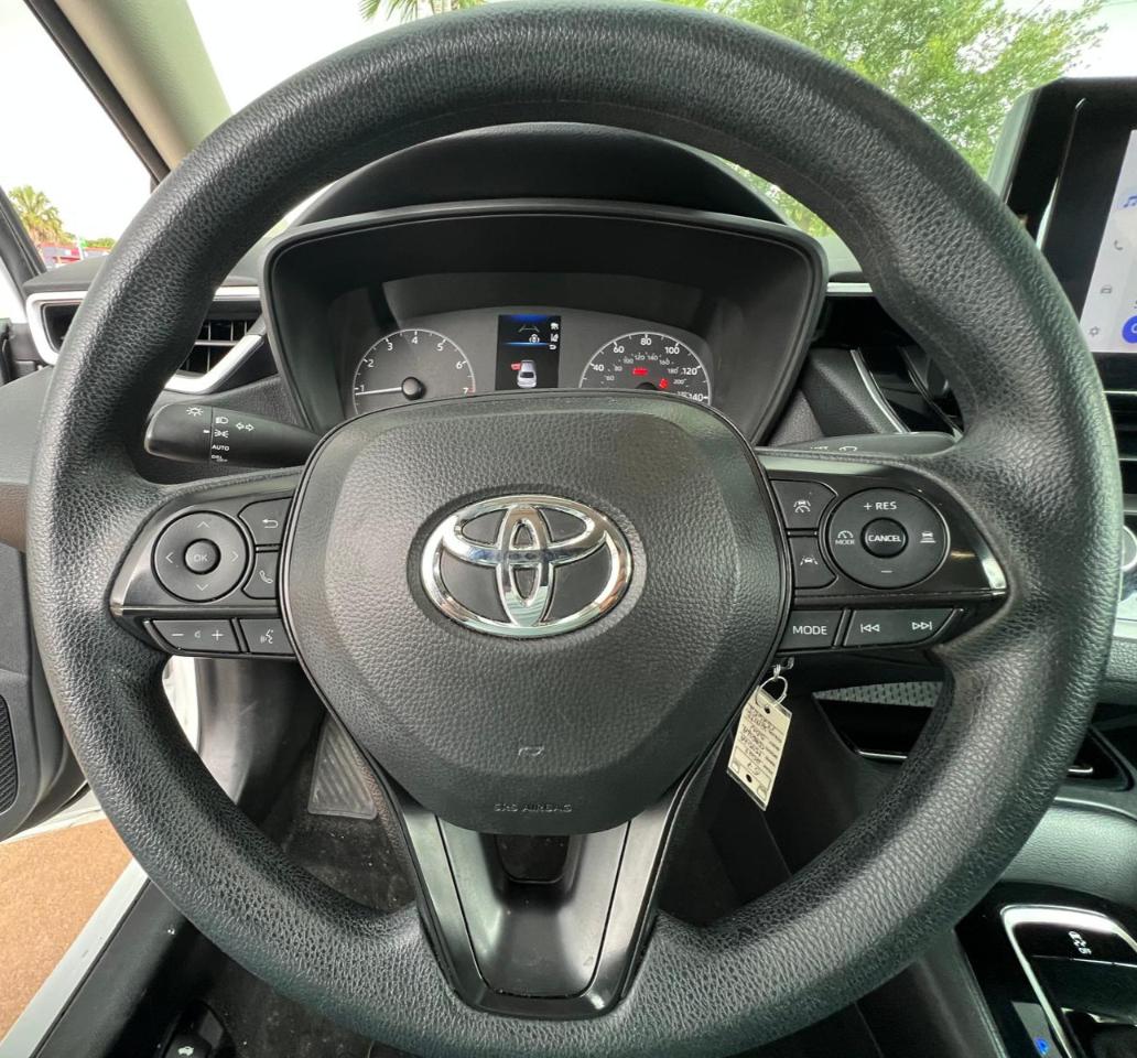 Toyota Corolla LE 2024