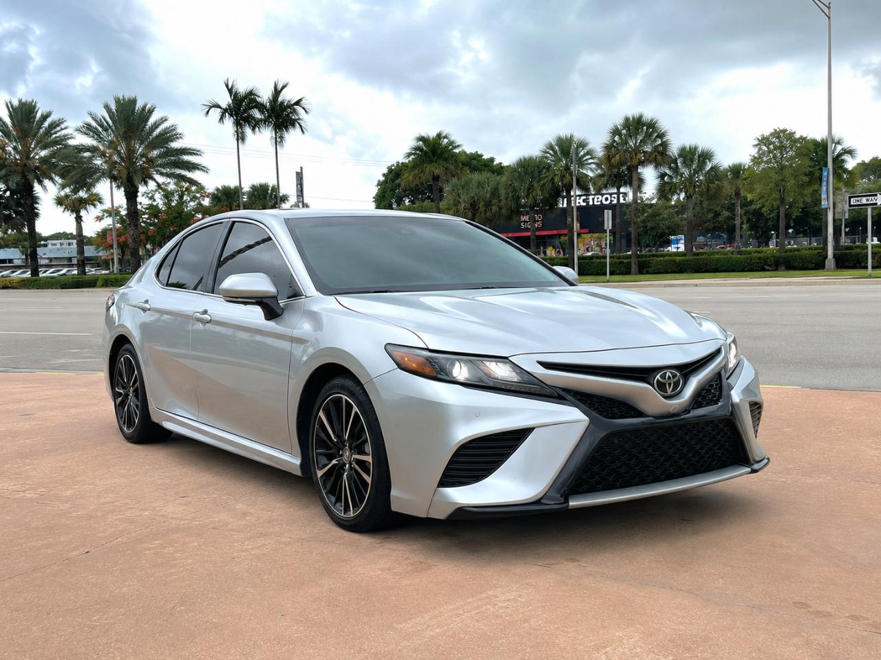 Toyota Camry XSE V6 2020