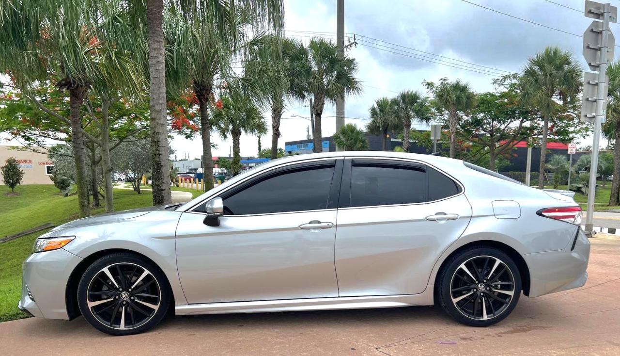 Toyota Camry XSE V6 2020