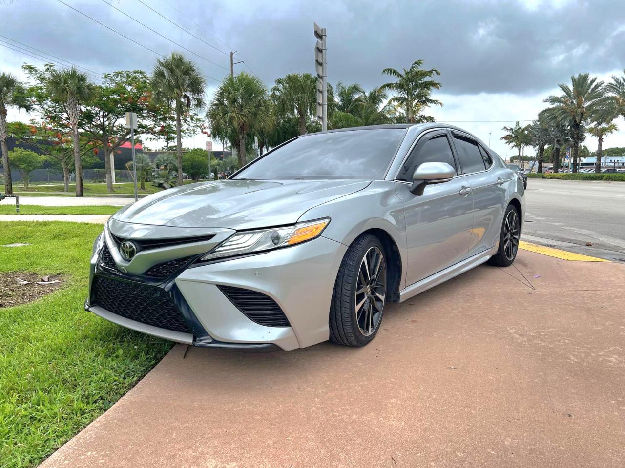 Toyota Camry XSE V6 2020