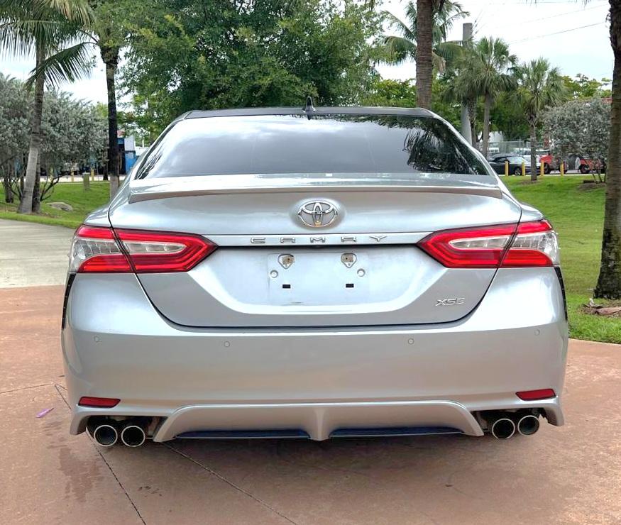Toyota Camry XSE V6 2020