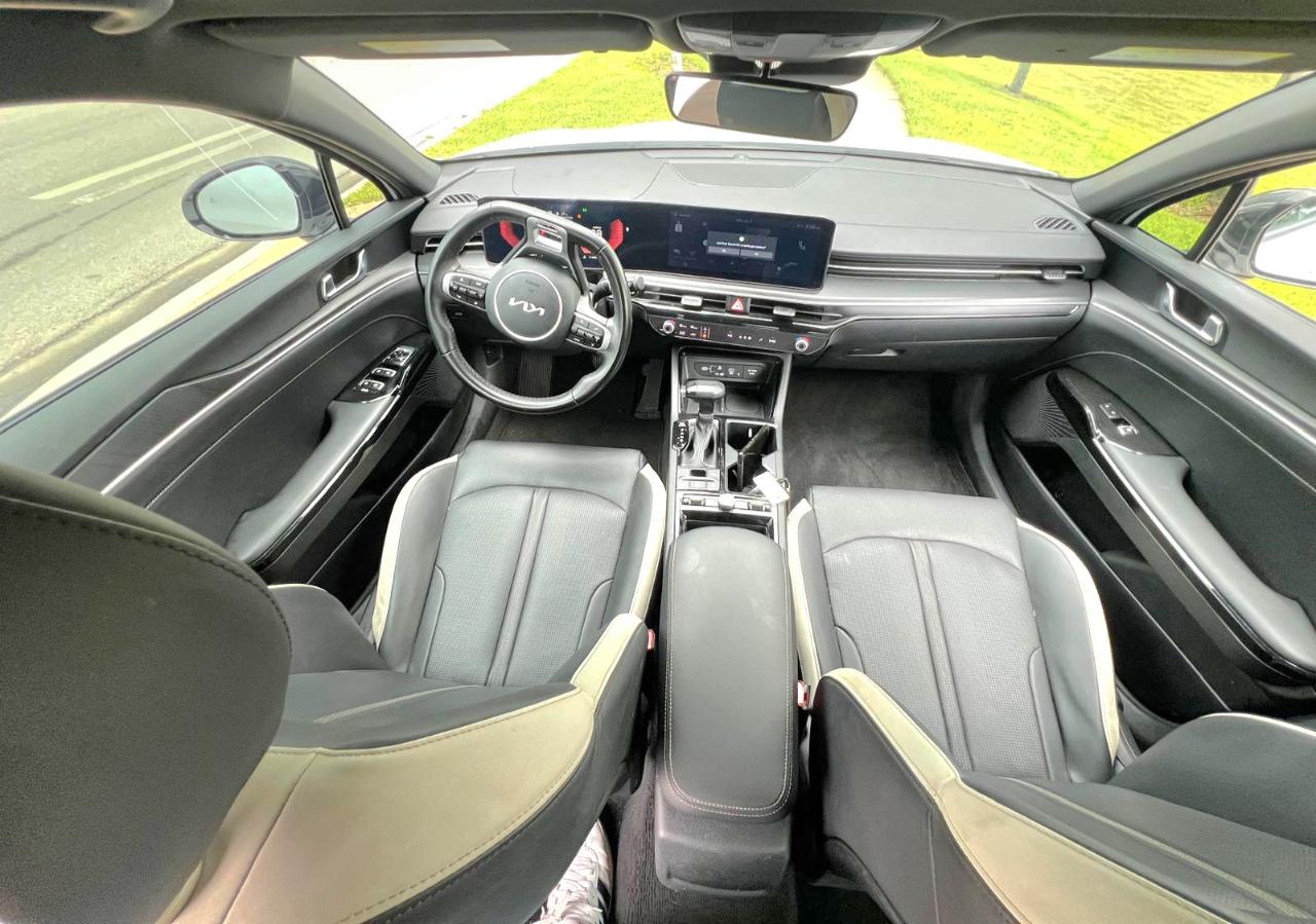 Kia K5 GT-Line 2025
