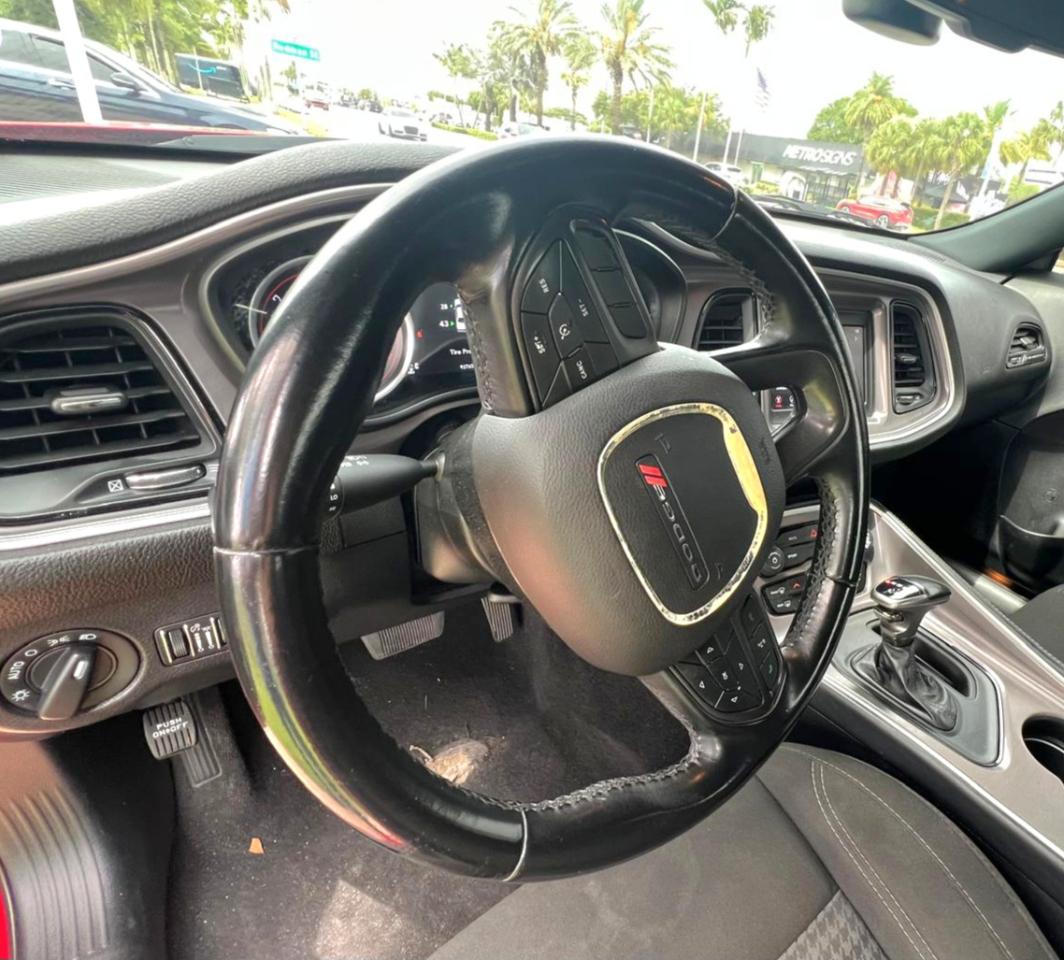 Dodge Challenger SXT 2021