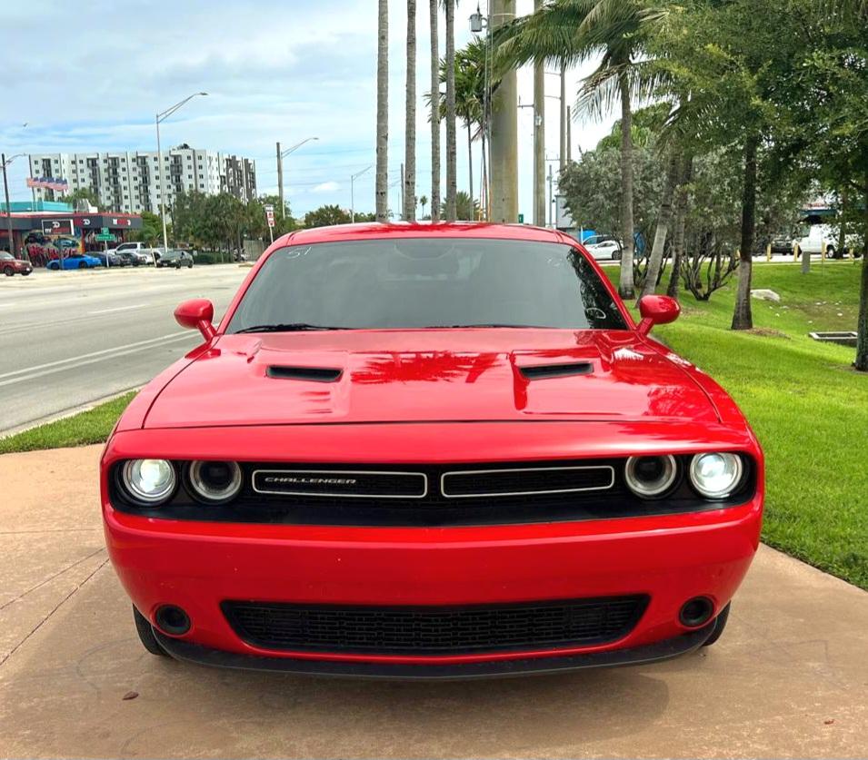 Dodge Challenger SXT 2021
