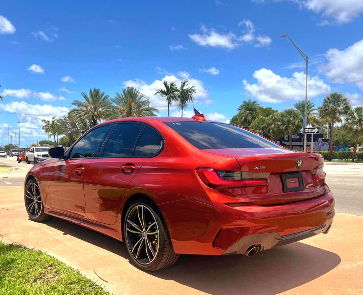 BMW 3-Series 330i xDrive 2021