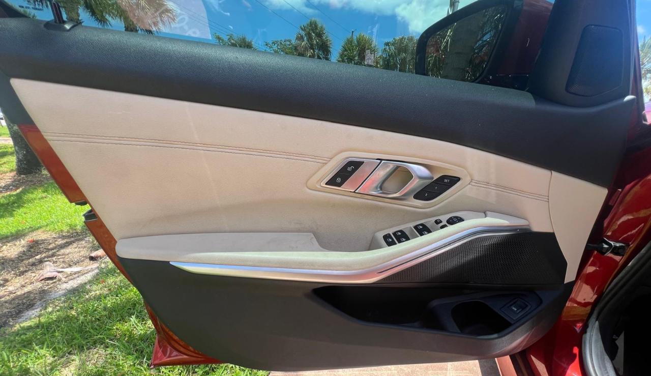 BMW 3-Series 330i xDrive 2021
