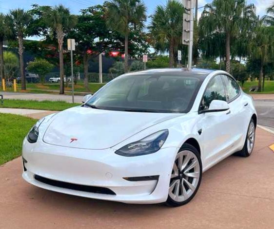 Tesla Model 3 Standard Range Plus 2022