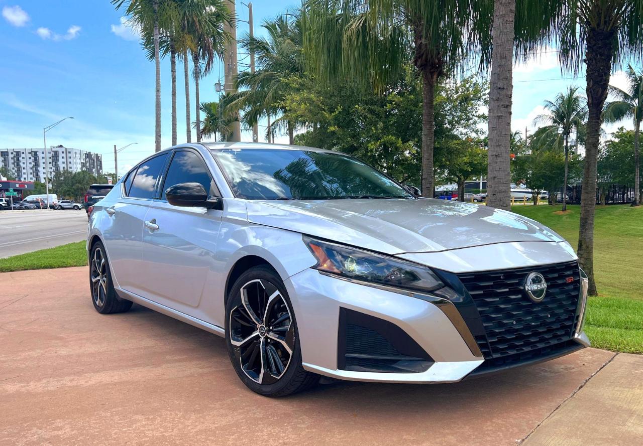 Nissan Altima 2.5 SR 2024