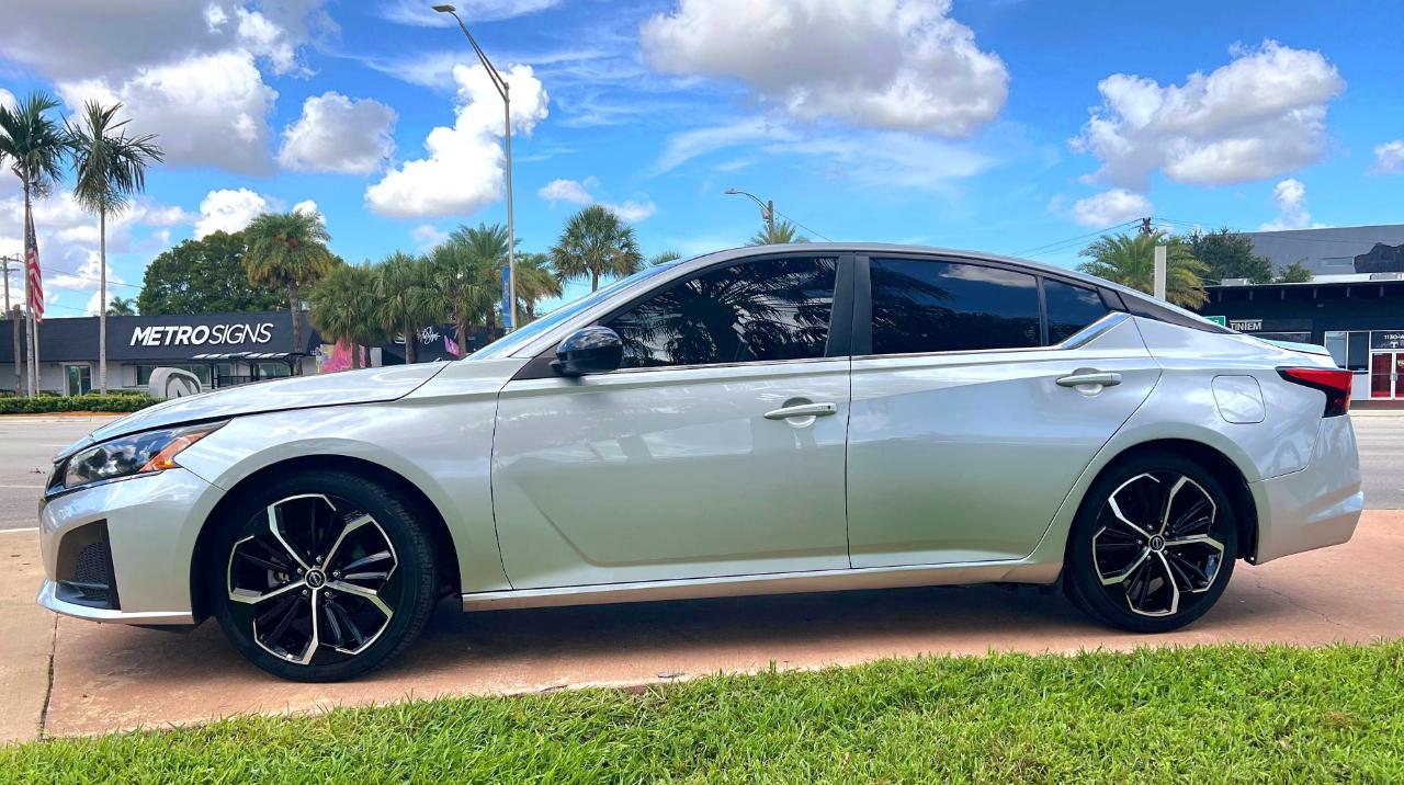 Nissan Altima 2.5 SR 2024