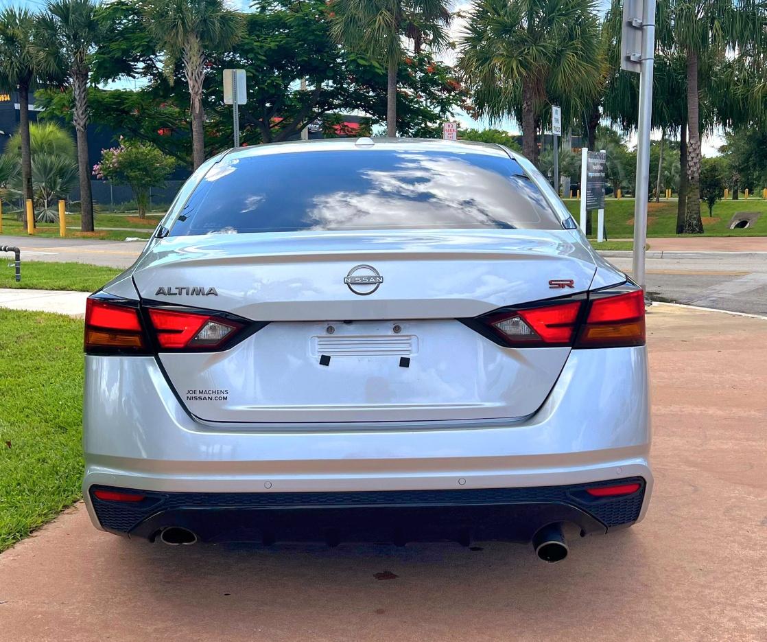 Nissan Altima 2.5 SR 2024