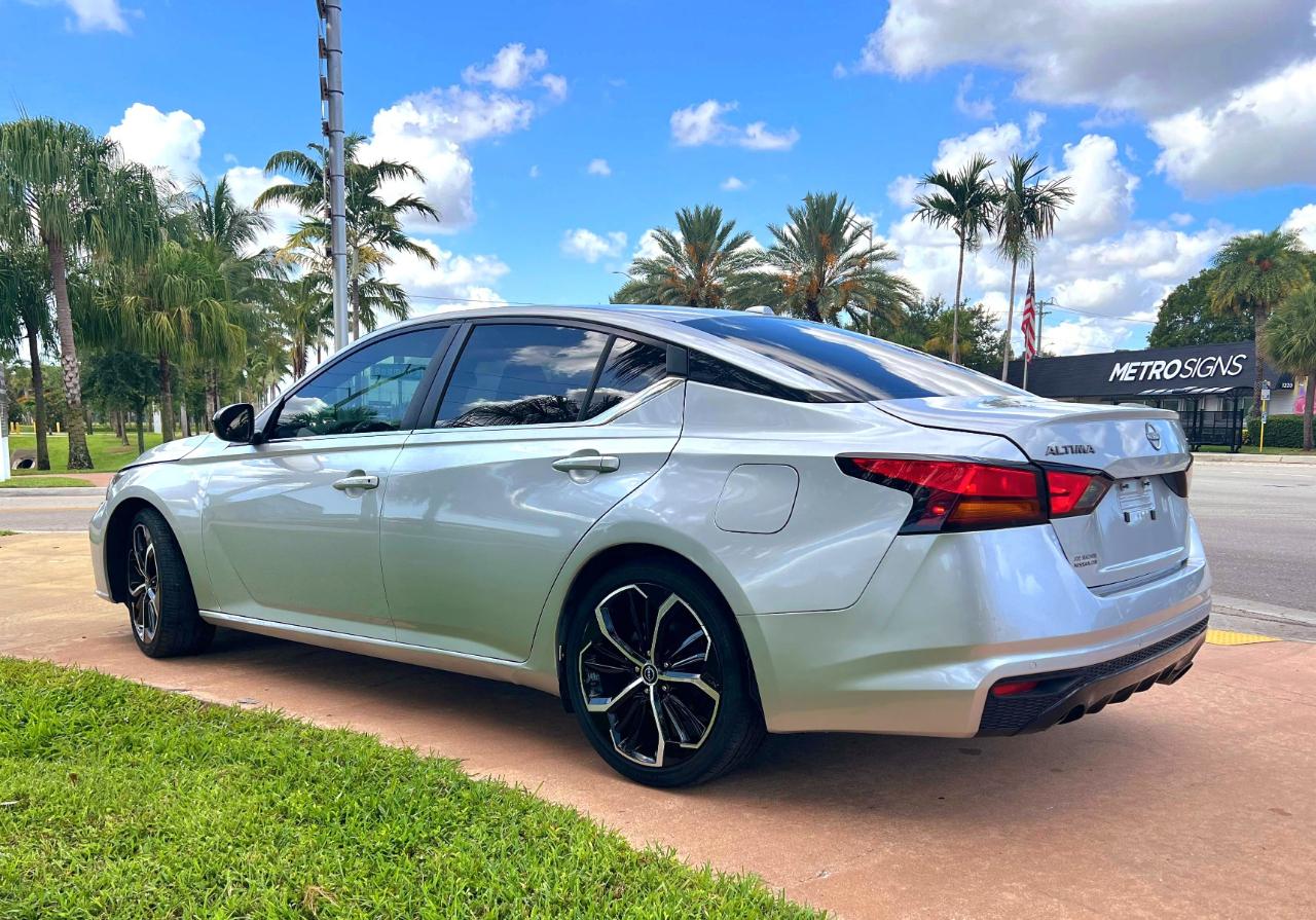 Nissan Altima 2.5 SR 2024