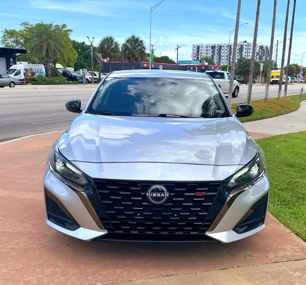 Nissan Altima 2.5 SR 2024