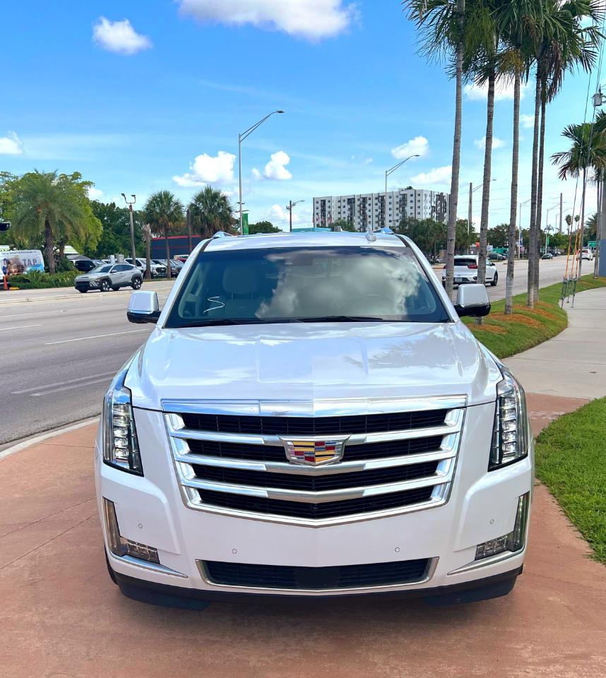 Cadillac Escalade Premium 4WD 2017