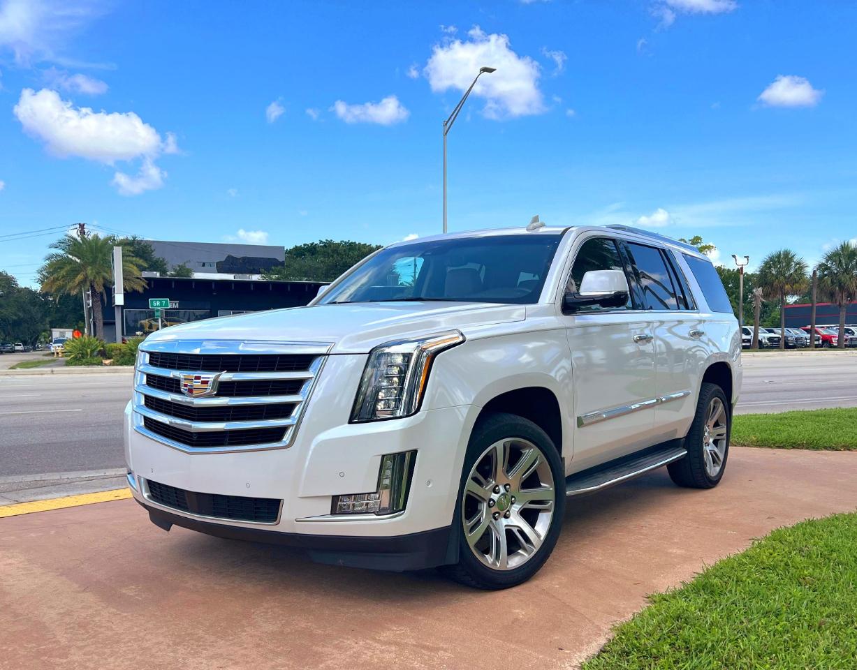 Cadillac Escalade Premium 4WD 2017