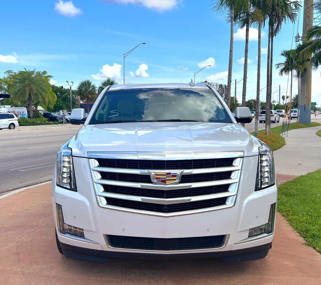 Cadillac Escalade Premium 4WD 2017