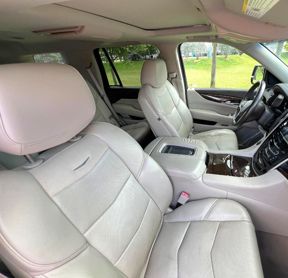 Cadillac Escalade Premium 4WD 2017