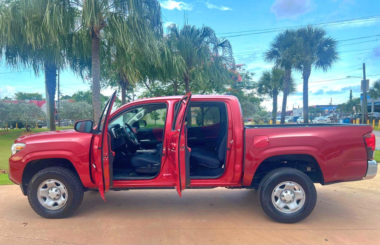 Toyota Tacoma SR5 Double Cab I4 2WD 2021