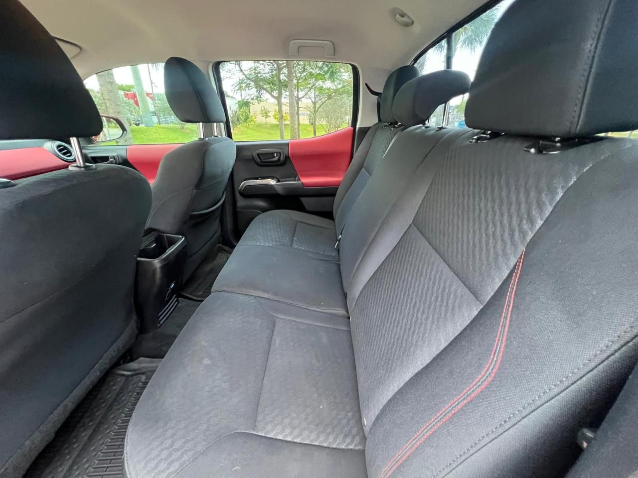 Toyota Tacoma SR5 Double Cab I4 2WD 2021