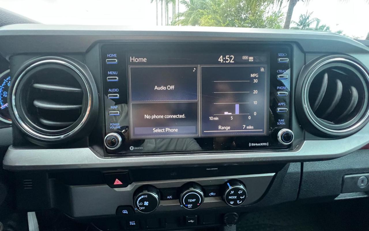 Toyota Tacoma SR5 Double Cab I4 2WD 2021