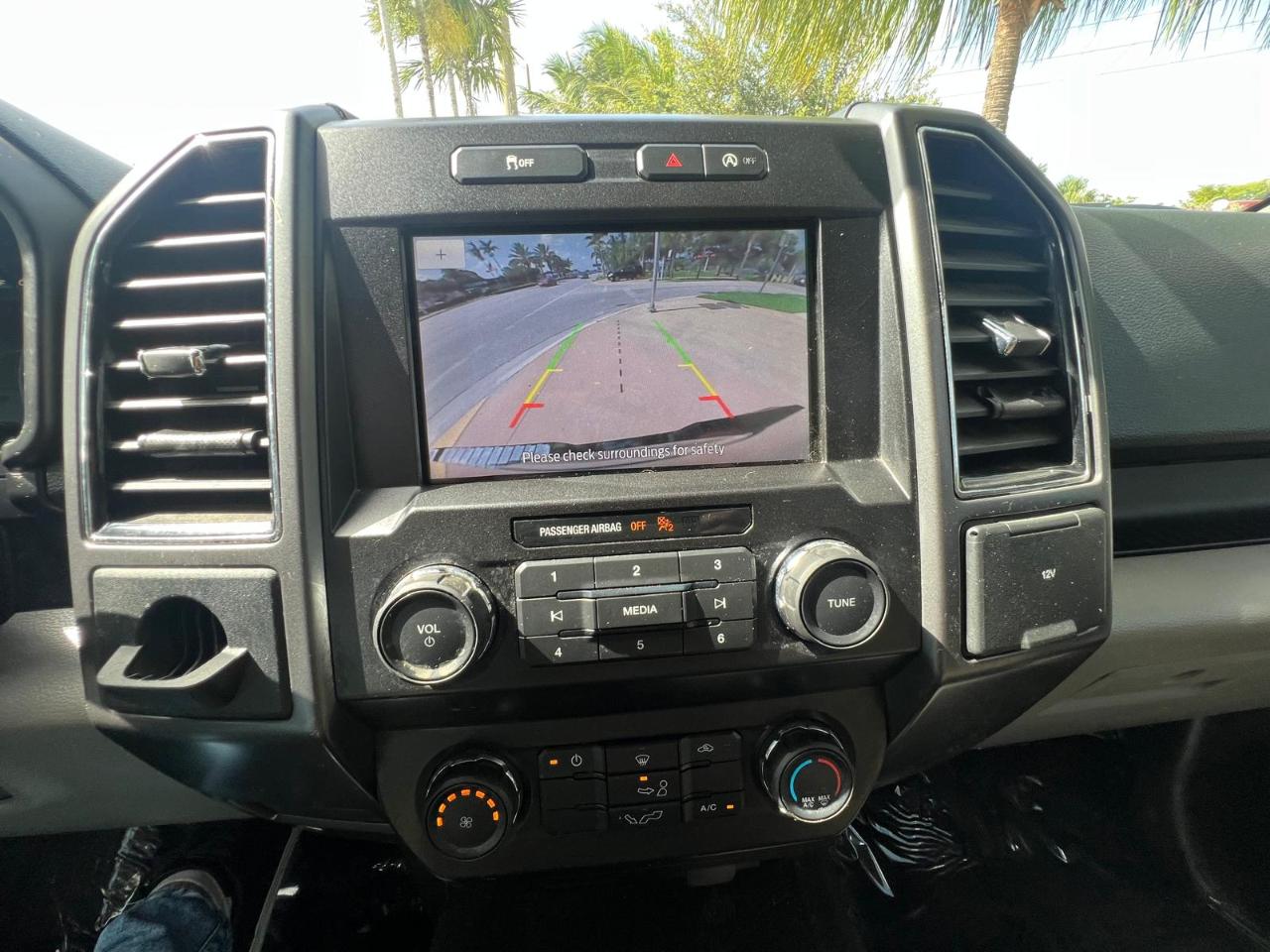 Ford F-150 King-Ranch SuperCrew 5.5-ft. 2WD 2020