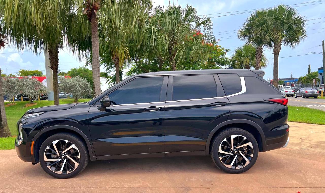 Mitsubishi Outlander SE 2WD 2023