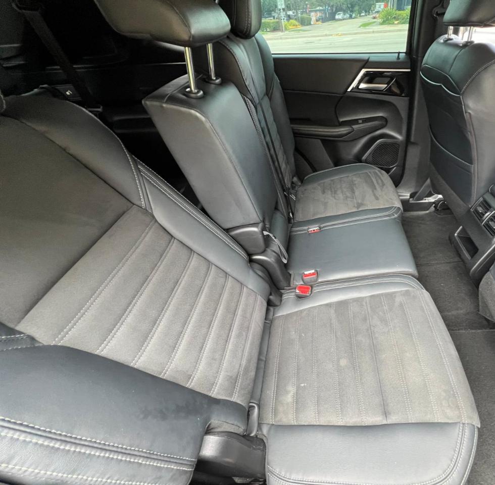 Mitsubishi Outlander SE 2WD 2023