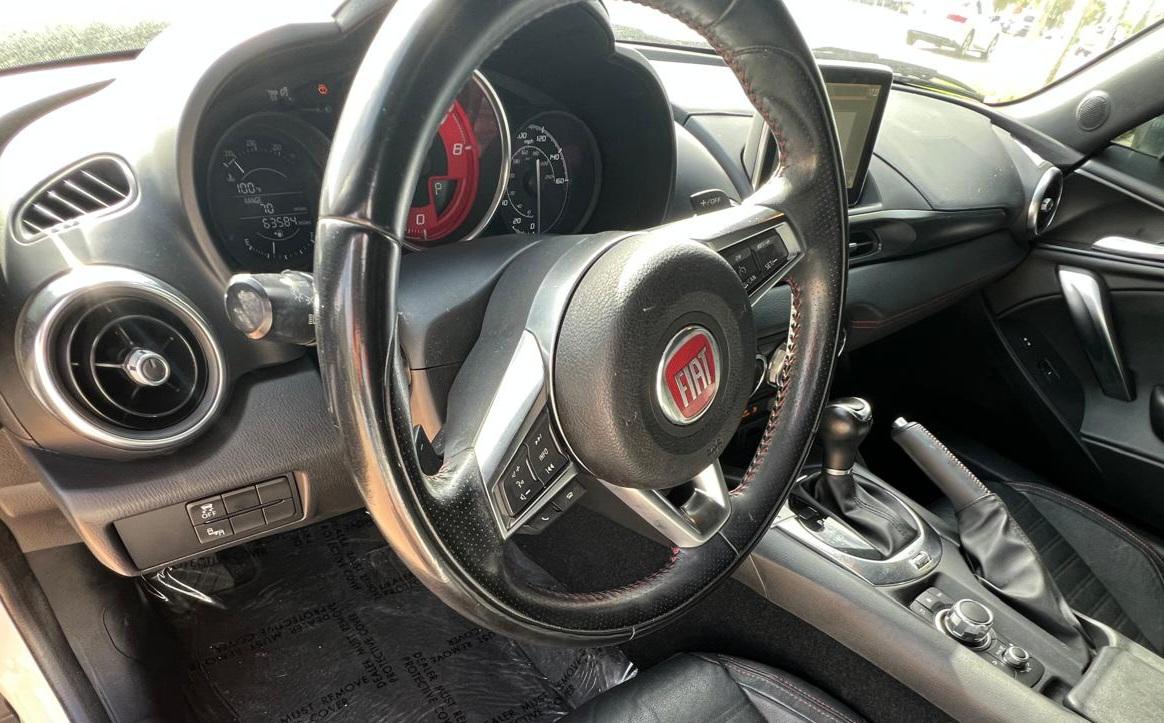 Fiat Spider 124 Lusso 2017