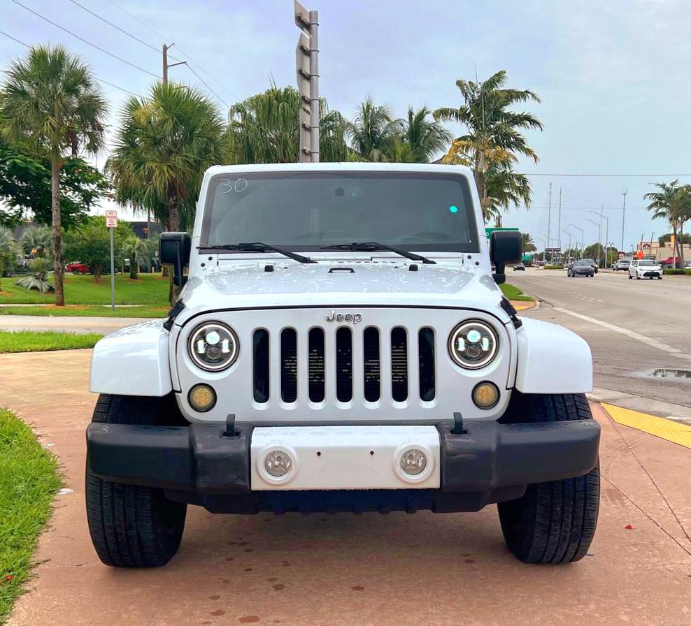 Jeep Wrangler Unlimited Sahara 4WD 2015