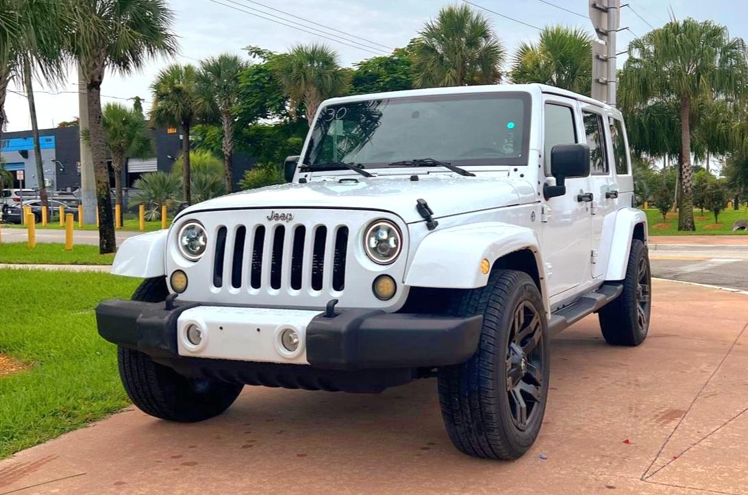 Jeep Wrangler Unlimited Sahara 4WD 2015