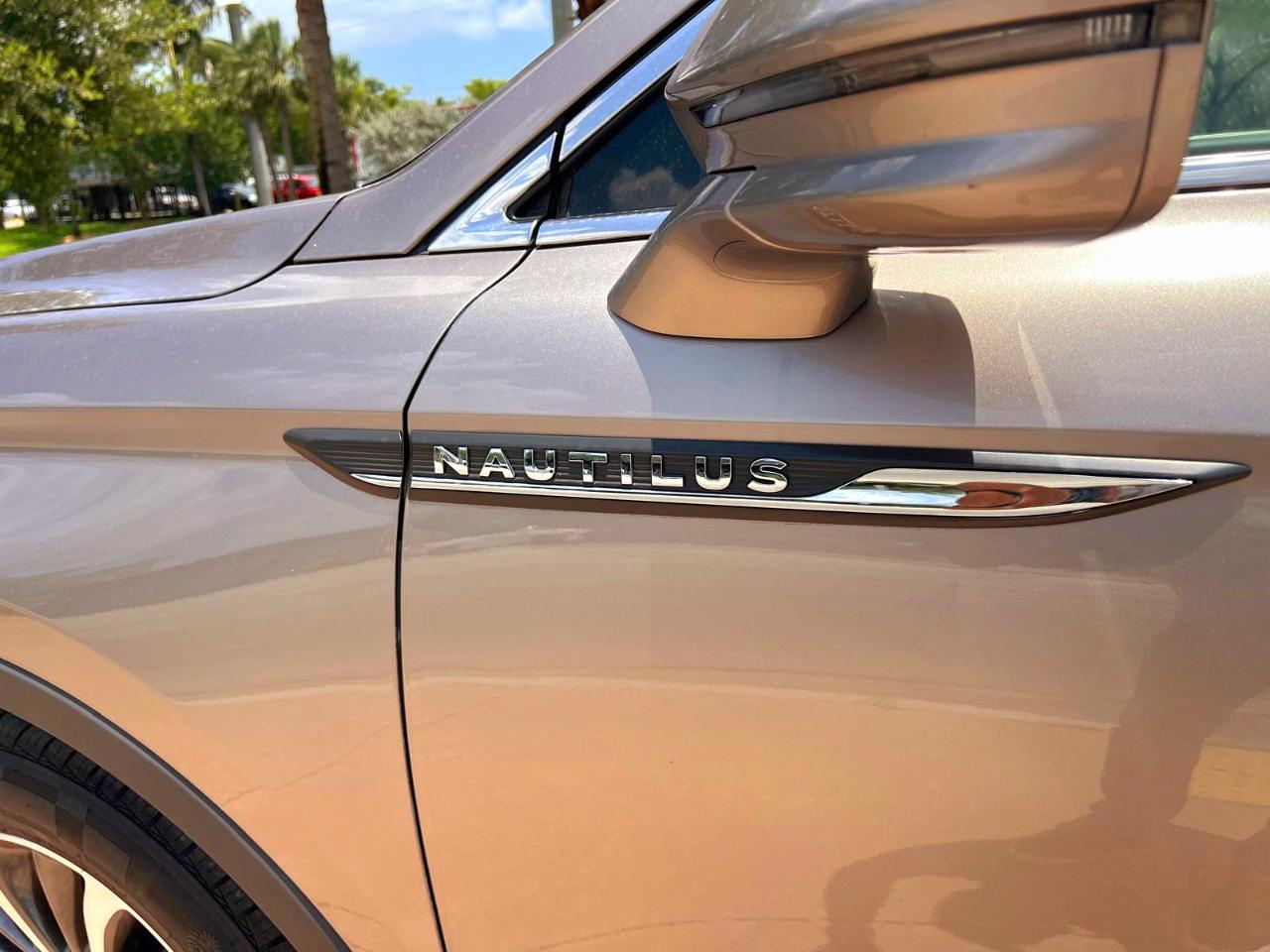 Lincoln Nautilus Select 2019