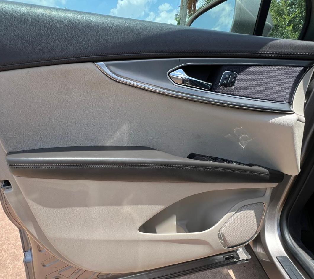 Lincoln Nautilus Select 2019