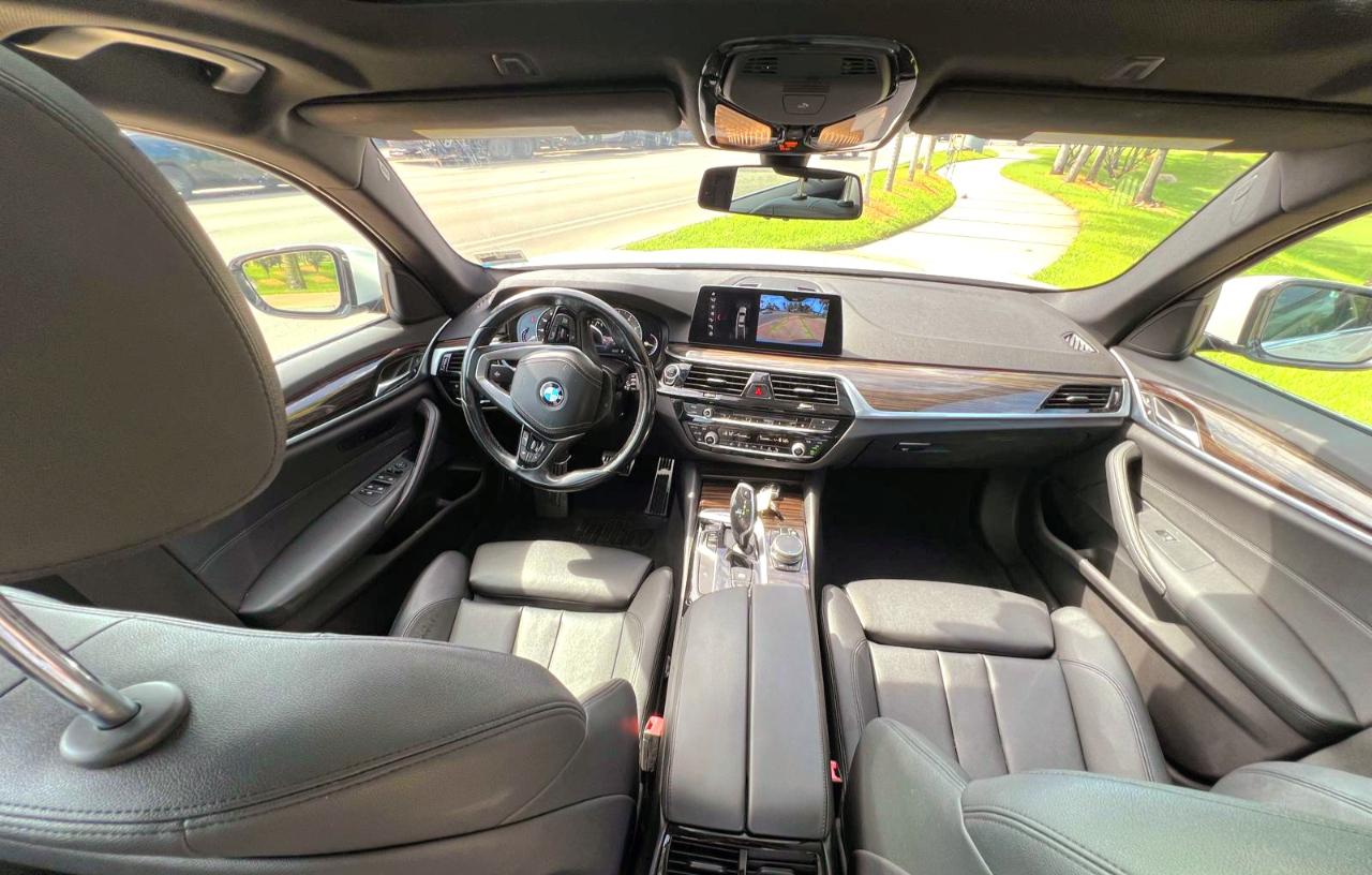 BMW 5-Series 530i xDrive 2017