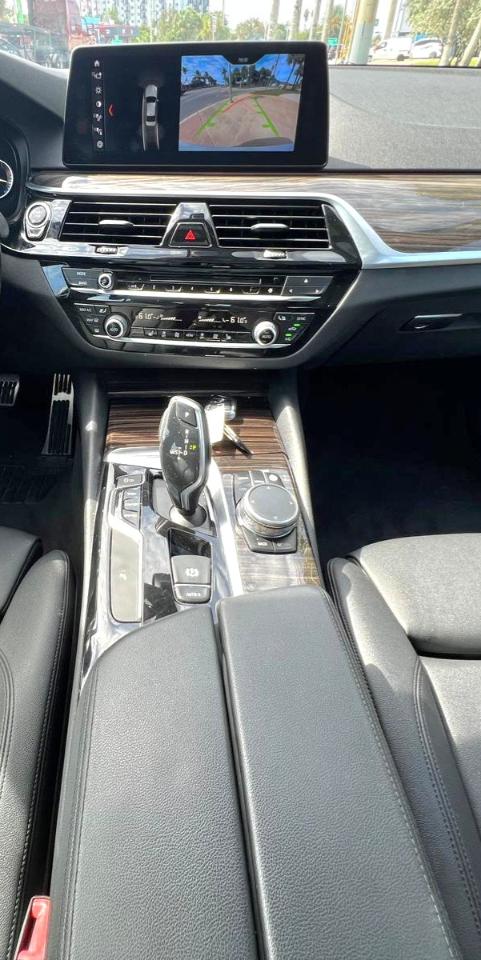BMW 5-Series 530i xDrive 2017
