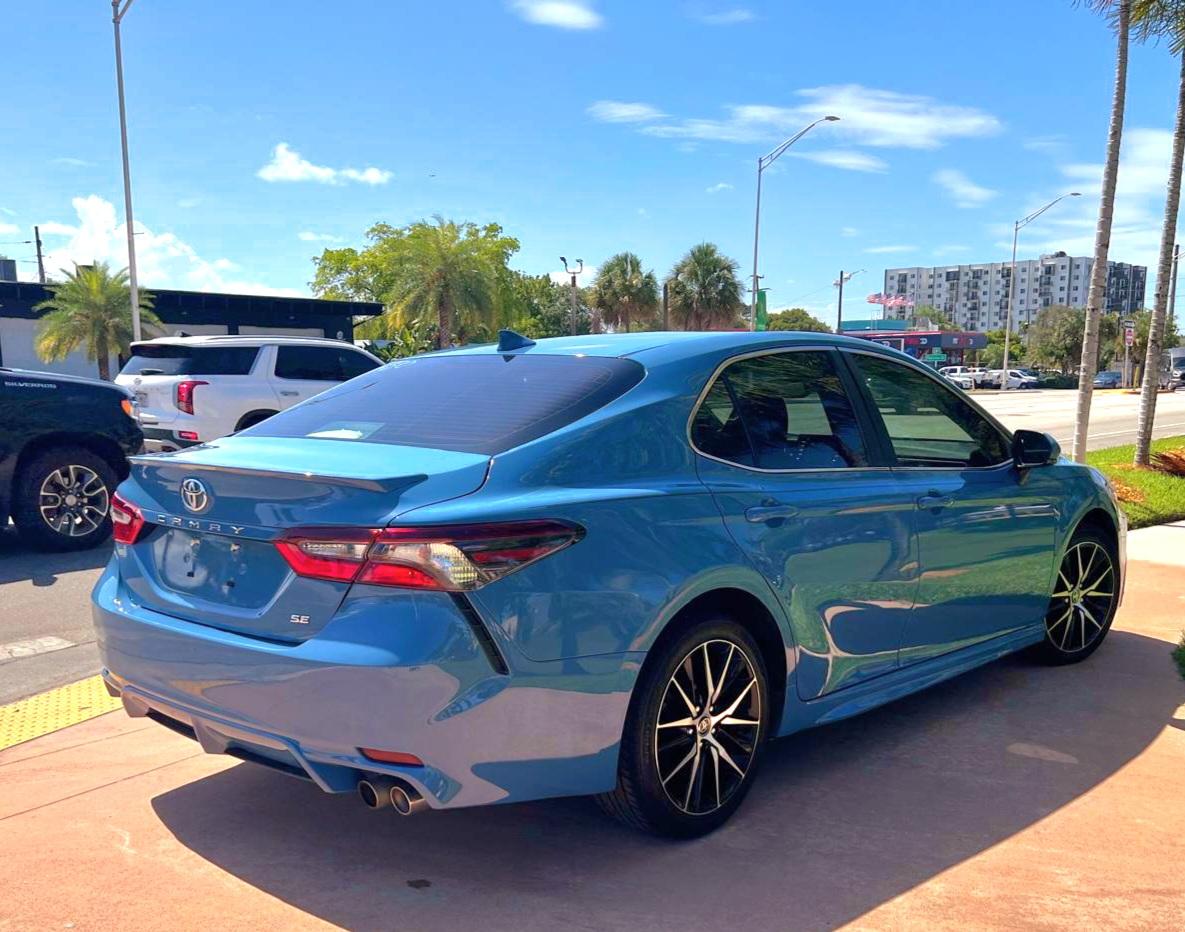 Toyota Camry SE Nightshade Edition 2024