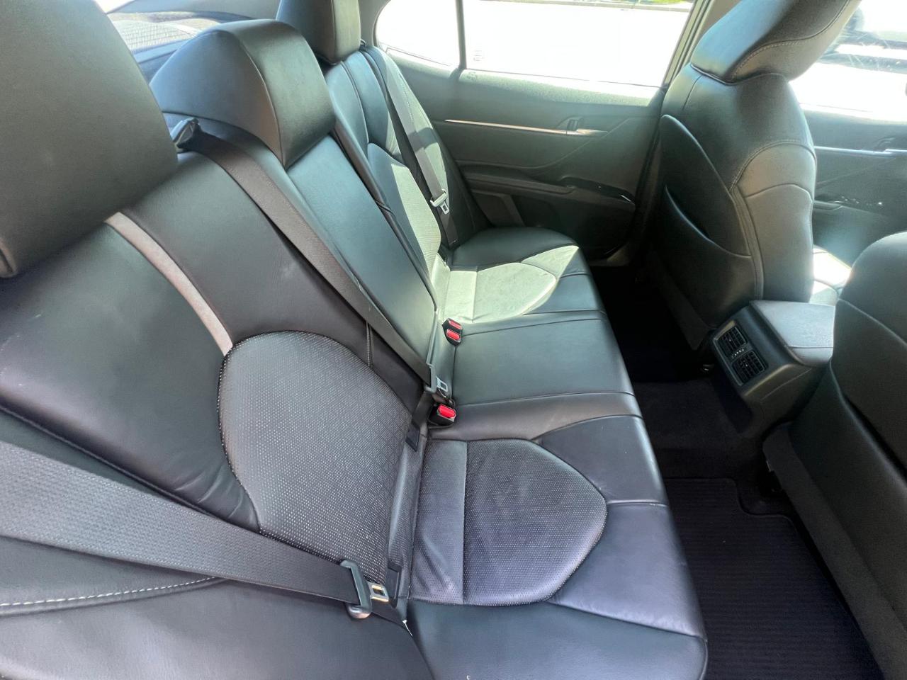 Toyota Camry XLE V6 2018