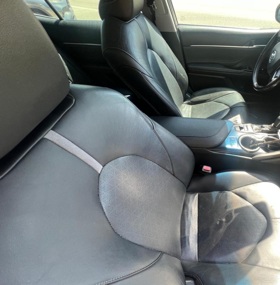 Toyota Camry XLE V6 2018