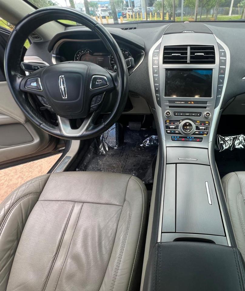 Lincoln MKZ Reserve AWD 2017