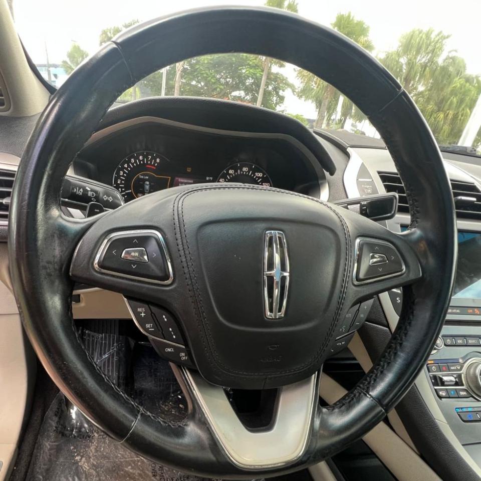 Lincoln MKZ Reserve AWD 2017