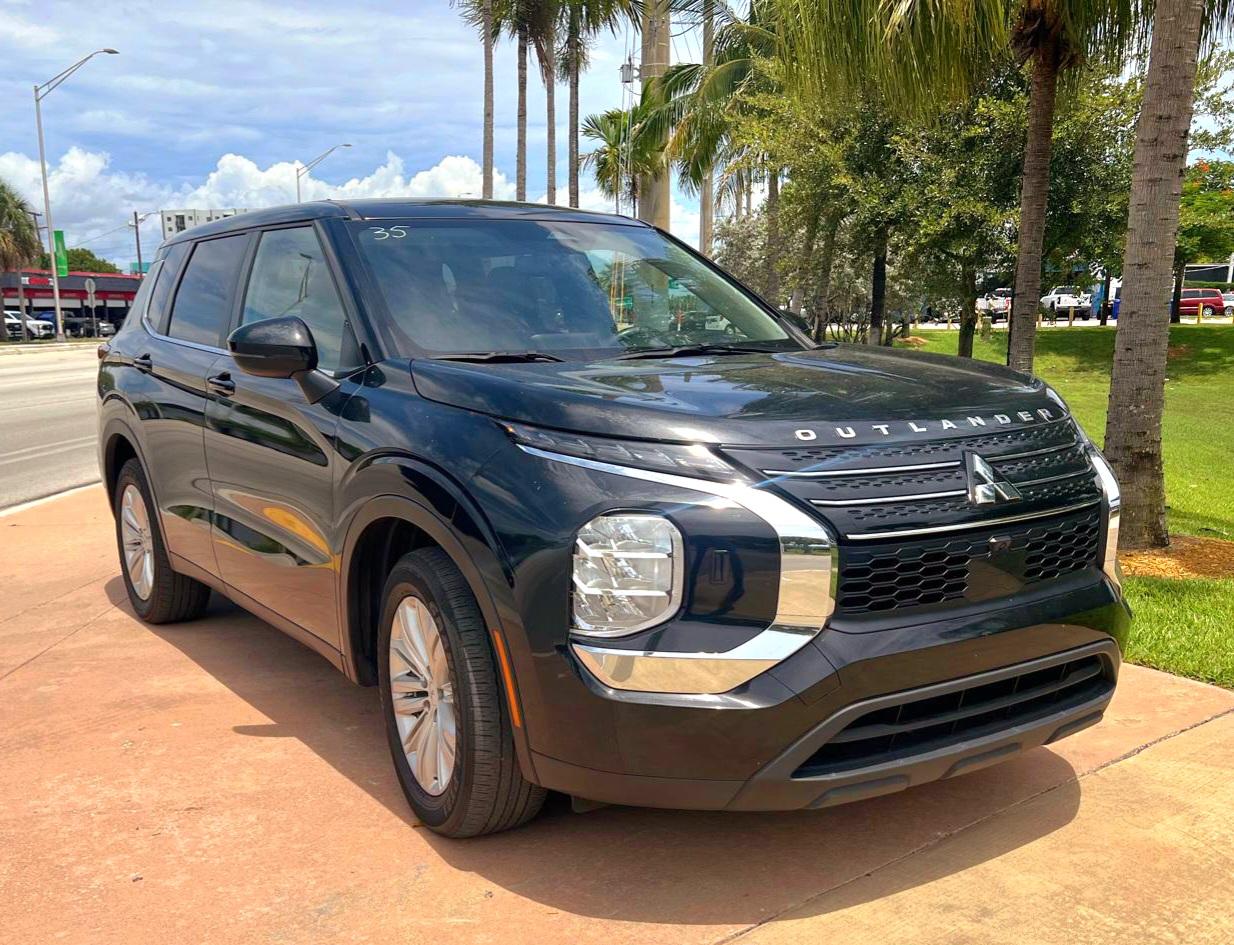 Mitsubishi Outlander ES AWD 2024