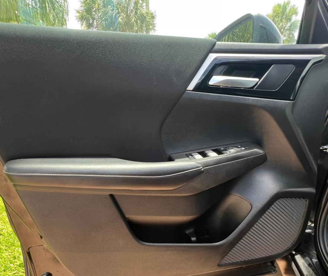 Mitsubishi Outlander ES AWD 2024