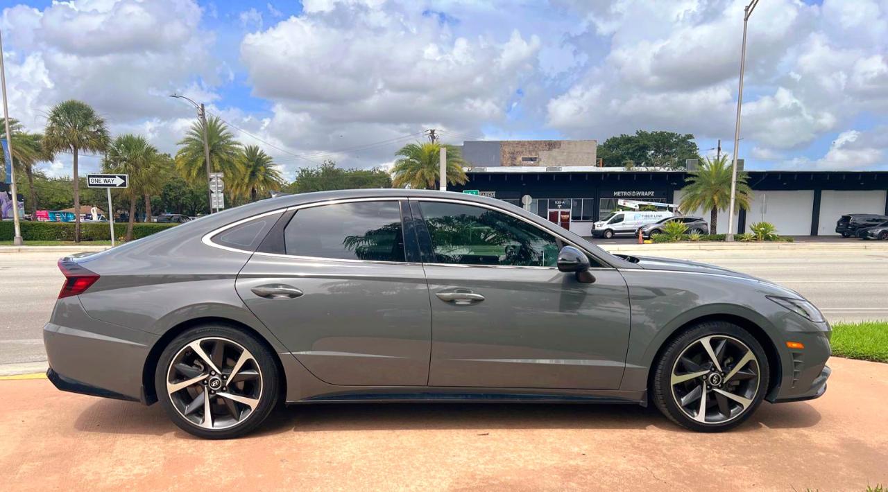 Hyundai Sonata SEL Plus 2021