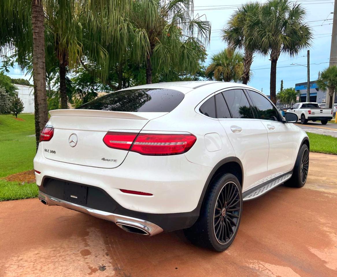 Mercedes-Benz GLC-Class GLC300 4MATIC 2018