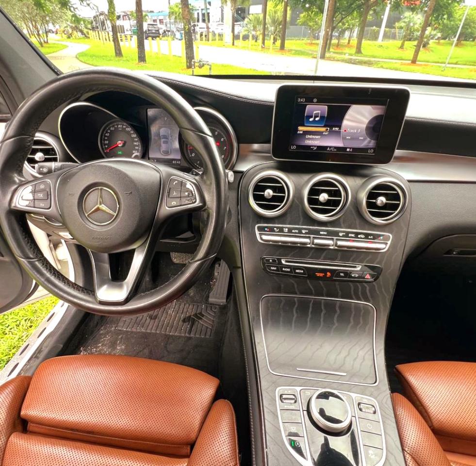 Mercedes-Benz GLC-Class GLC300 4MATIC 2018