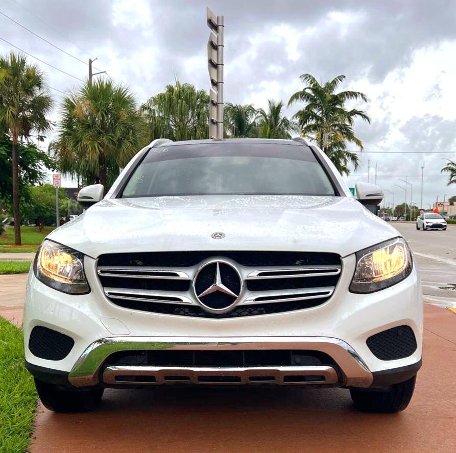 Mercedes-Benz GLC-Class GLC300 2018