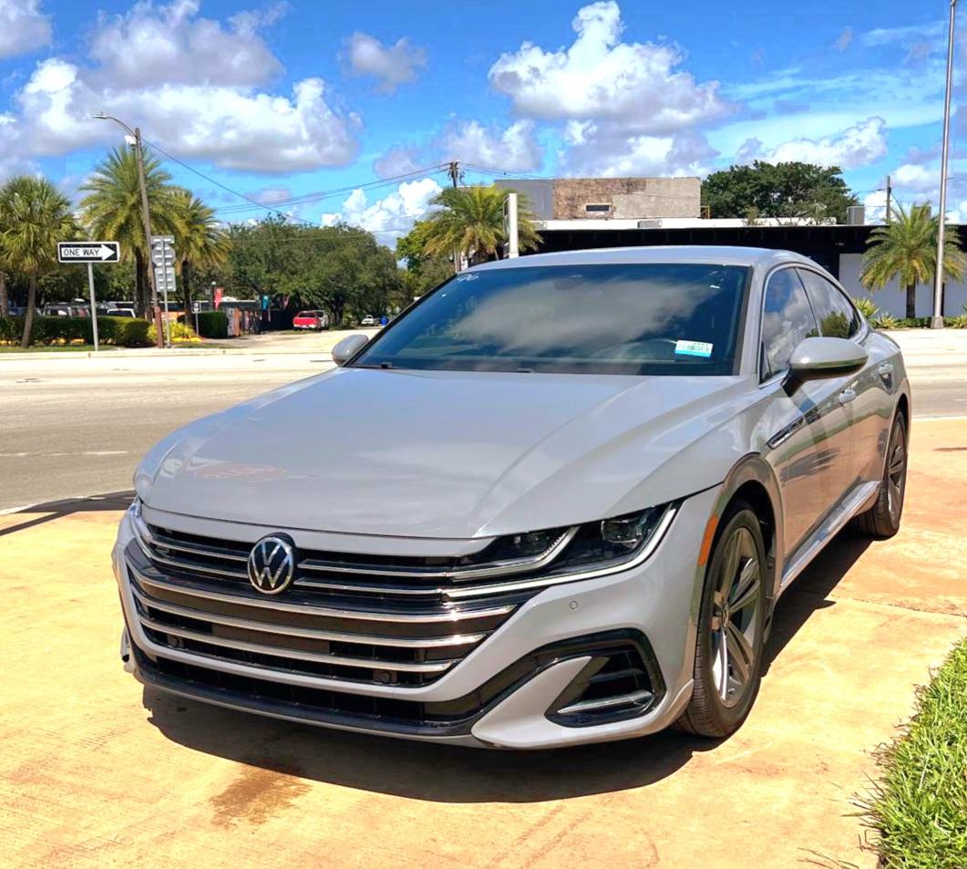Volkswagen Arteon SEL R-Line 4MOTION 2022