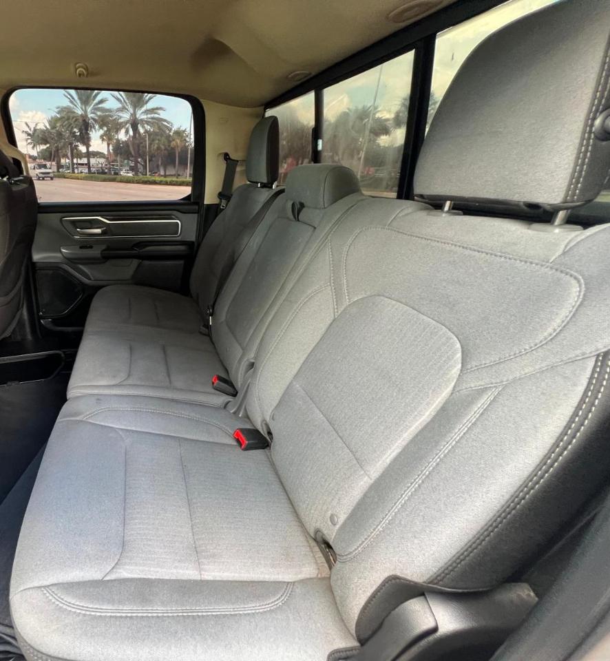 RAM 1500 Big Horn Crew Cab SWB 4WD 2019