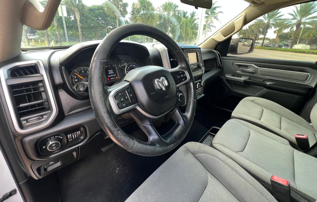 RAM 1500 Big Horn Crew Cab SWB 4WD 2019