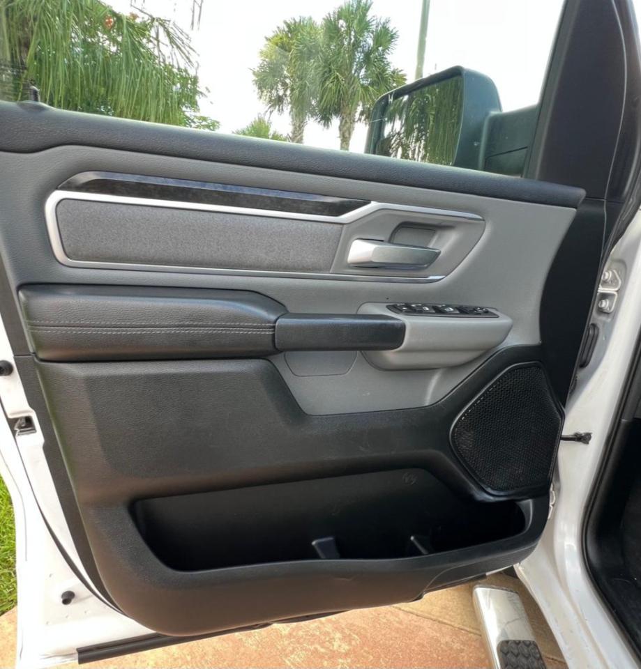 RAM 1500 Big Horn Crew Cab SWB 4WD 2019