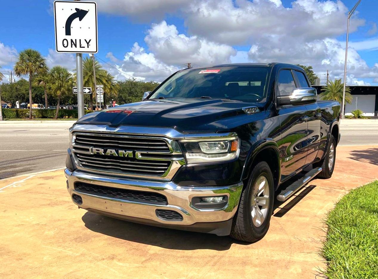 RAM 1500 Laramie Quad Cab 2WD 2020