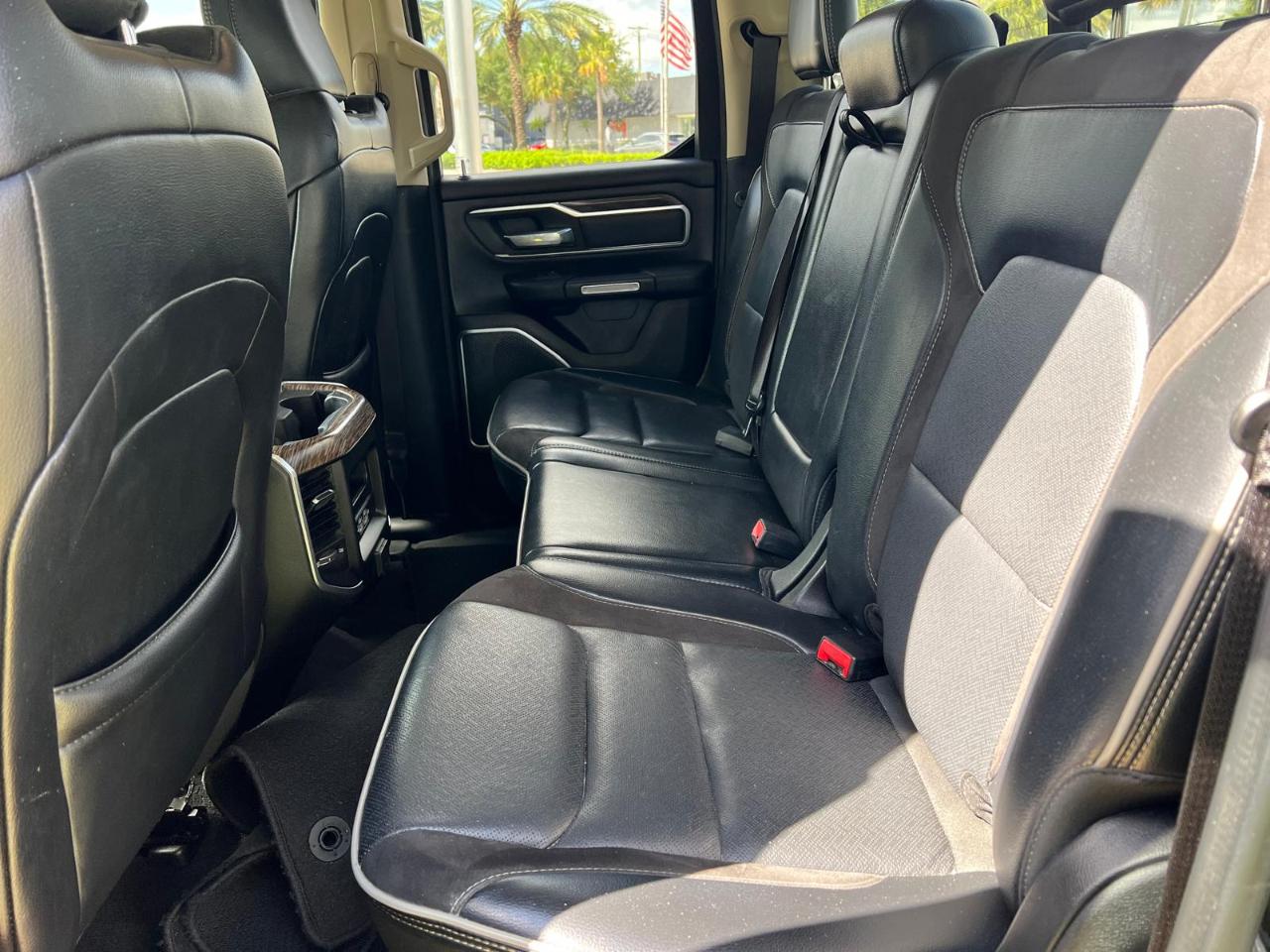 RAM 1500 Laramie Quad Cab 2WD 2020